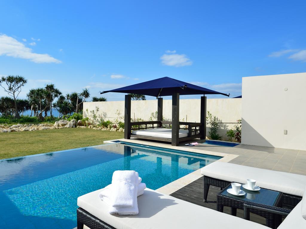 Konpeki The Villa All Suite Miyakojima  Exterior photo