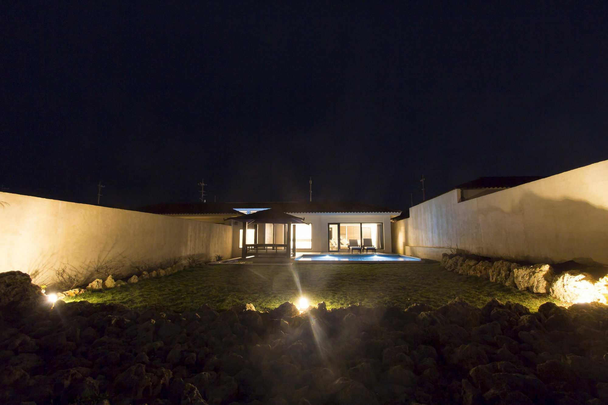 Konpeki The Villa All Suite Miyakojima  Exterior photo